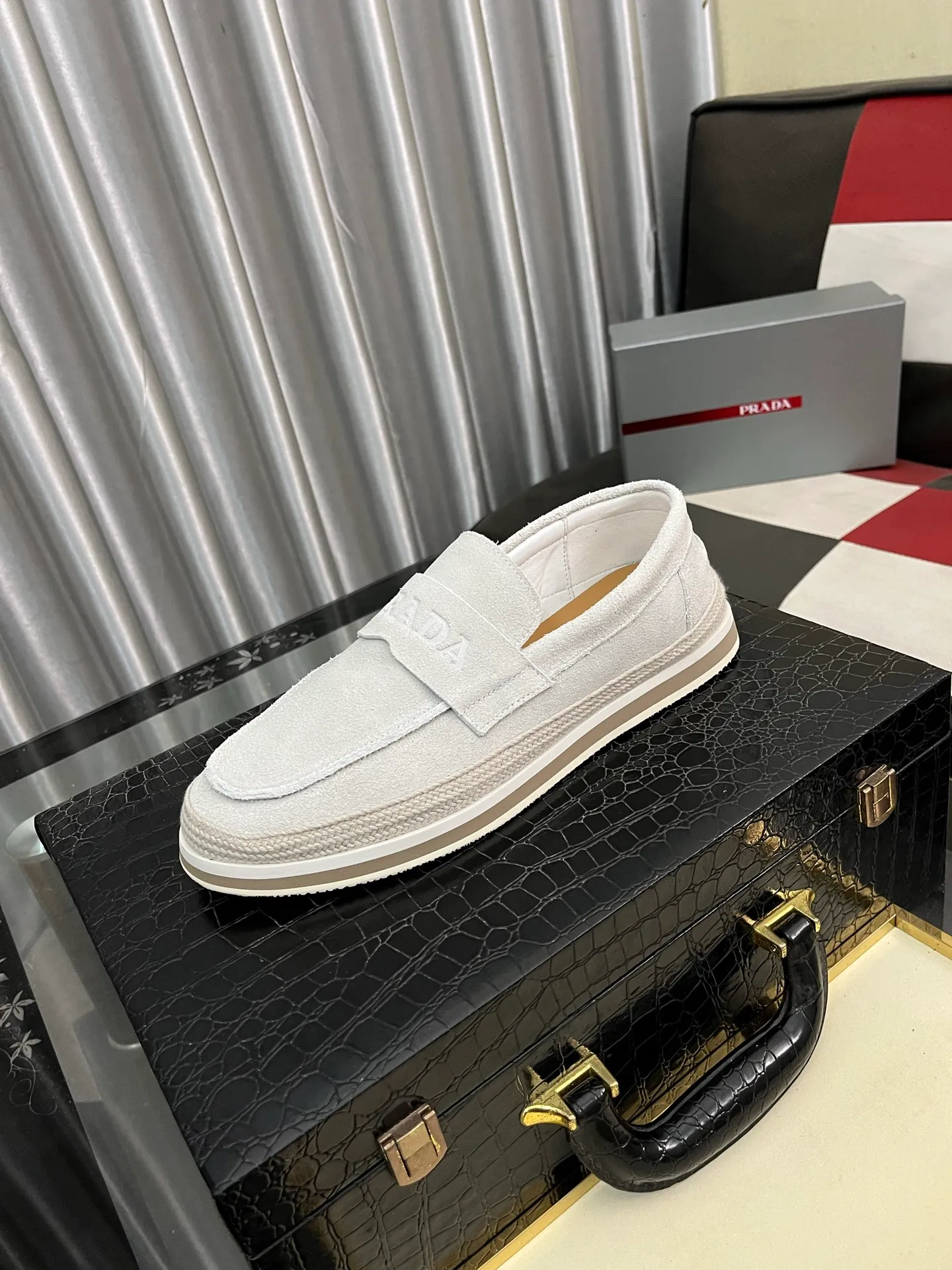 Men's men's shoes 💰458⌚️⌚️prada: new spring and summer casual shoes, sports sneakers, fabric: imported cowhide, lining: original lining, sole: original sole, size: 38-445️⃣color optional